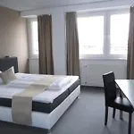 Businesshotel & Appartements Stuttgart-Vaihingen